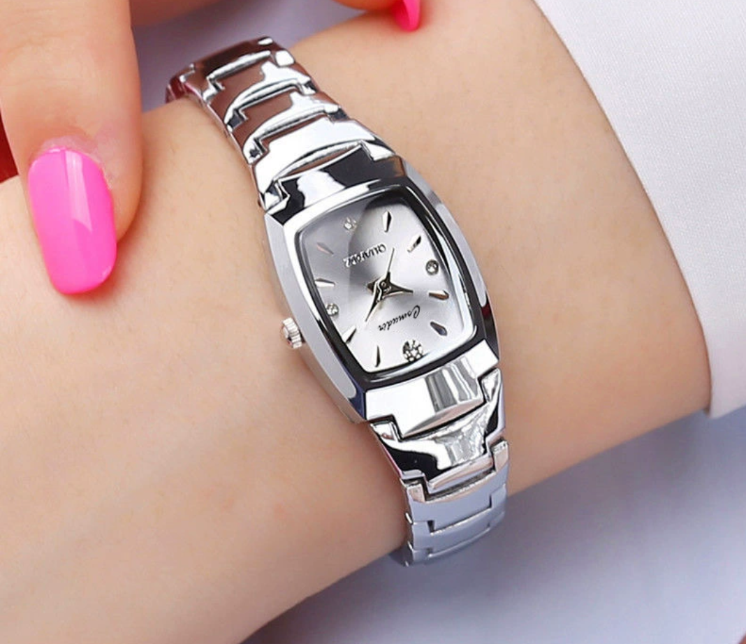 Women's Quartz Watch with Crystal Accents