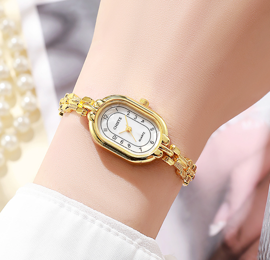 Beautiful Oval Dial Watch